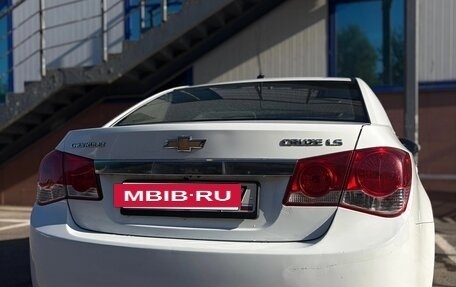 Chevrolet Cruze II, 2010 год, 520 000 рублей, 3 фотография