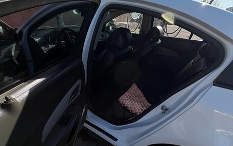 Chevrolet Cruze II, 2010 год, 520 000 рублей, 10 фотография