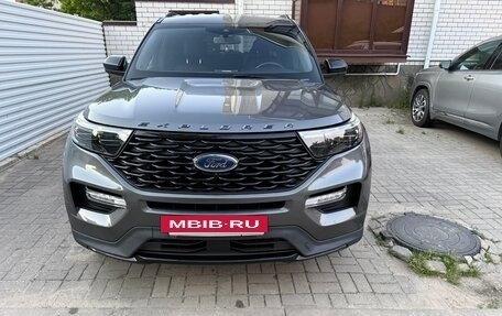 Ford Explorer VI, 2021 год, 4 300 000 рублей, 3 фотография