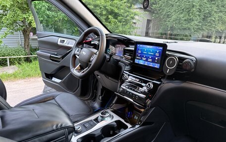 Ford Explorer VI, 2021 год, 4 300 000 рублей, 28 фотография
