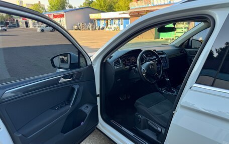 Volkswagen Tiguan II, 2019 год, 3 550 000 рублей, 8 фотография