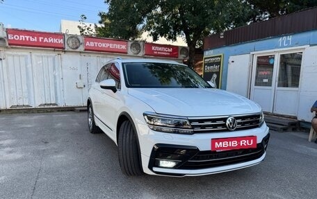 Volkswagen Tiguan II, 2019 год, 3 550 000 рублей, 13 фотография