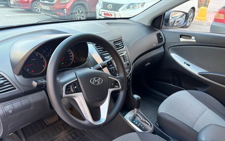 Hyundai Solaris II рестайлинг, 2012 год, 700 000 рублей, 8 фотография
