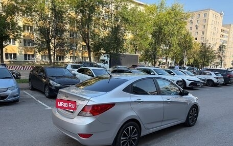 Hyundai Solaris II рестайлинг, 2012 год, 700 000 рублей, 4 фотография