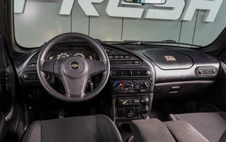 Chevrolet Niva I рестайлинг, 2017 год, 710 000 рублей, 6 фотография