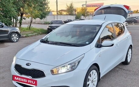 KIA cee'd III, 2014 год, 1 300 000 рублей, 15 фотография