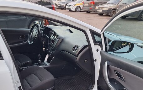 KIA cee'd III, 2014 год, 1 300 000 рублей, 27 фотография