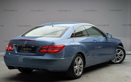 Mercedes-Benz E-Класс, 2011 год, 1 435 000 рублей, 3 фотография