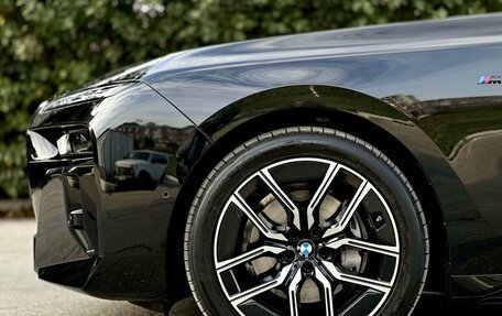 BMW 7 серия, 2025 год, 13 990 000 рублей, 39 фотография