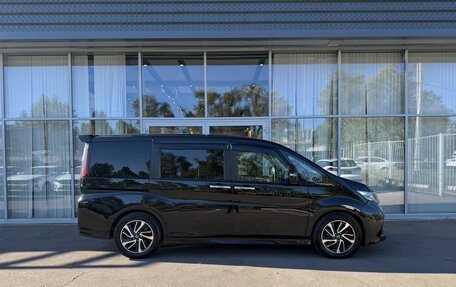 Honda Stepwgn IV, 2017 год, 2 120 000 рублей, 4 фотография