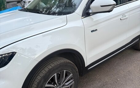 Geely Atlas, 2024 год, 2 200 000 рублей, 5 фотография