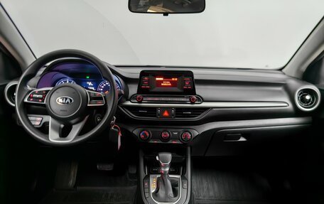 KIA Cerato IV, 2021 год, 1 999 000 рублей, 12 фотография