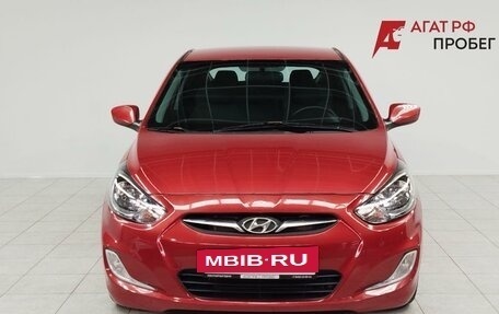 Hyundai Solaris II рестайлинг, 2013 год, 860 000 рублей, 2 фотография