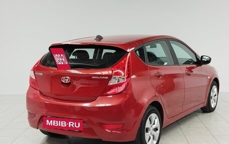 Hyundai Solaris II рестайлинг, 2013 год, 860 000 рублей, 5 фотография