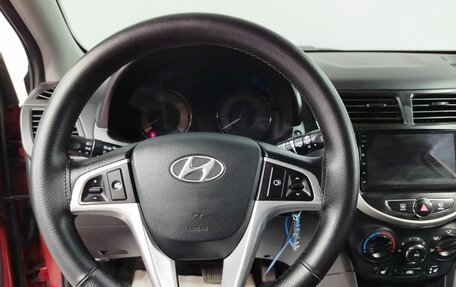 Hyundai Solaris II рестайлинг, 2013 год, 860 000 рублей, 19 фотография