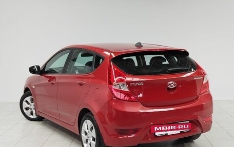 Hyundai Solaris II рестайлинг, 2013 год, 860 000 рублей, 7 фотография