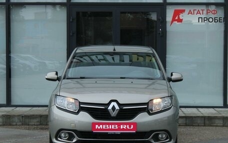 Renault Logan II, 2015 год, 750 000 рублей, 2 фотография