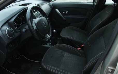 Renault Logan II, 2015 год, 750 000 рублей, 14 фотография
