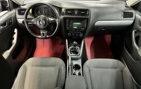 Volkswagen Jetta VI, 2012 год, 805 344 рублей, 13 фотография