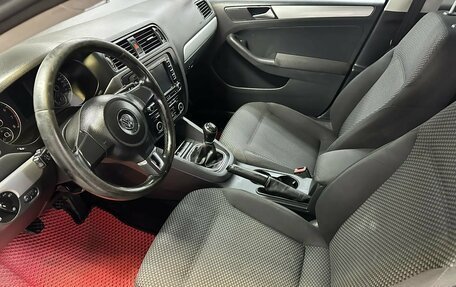 Volkswagen Jetta VI, 2012 год, 805 344 рублей, 9 фотография