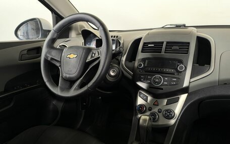 Chevrolet Aveo III, 2013 год, 600 000 рублей, 14 фотография