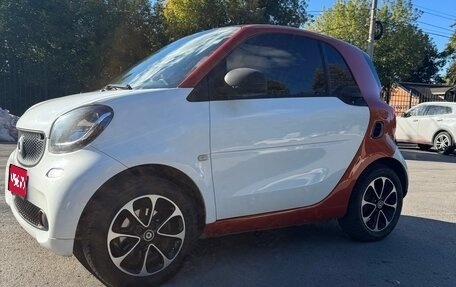Smart Fortwo III, 2017 год, 850 000 рублей, 1 фотография