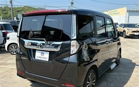 Toyota Roomy I, 2023 год, 730 000 рублей, 2 фотография