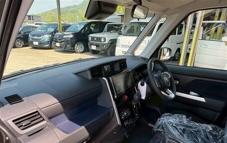 Toyota Roomy I, 2023 год, 730 000 рублей, 16 фотография