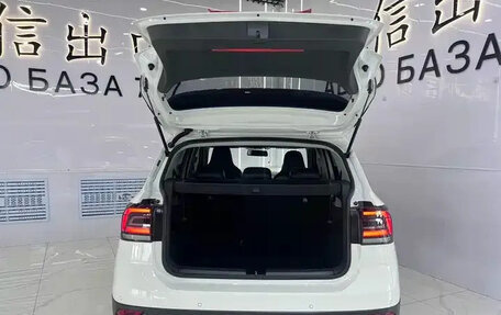 Volkswagen T-Cross I, 2022 год, 1 580 040 рублей, 7 фотография