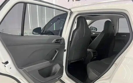 Volkswagen T-Cross I, 2022 год, 1 580 040 рублей, 13 фотография