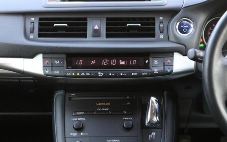 Lexus CT I рестайлинг, 2013 год, 1 230 000 рублей, 17 фотография