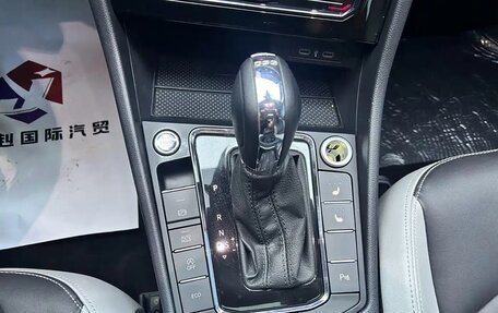 Volkswagen Bora, 2023 год, 1 359 000 рублей, 12 фотография