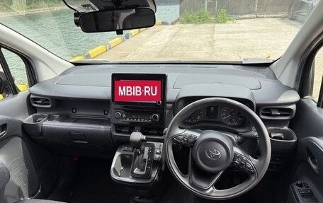 Toyota Sienta, 2023 год, 1 129 008 рублей, 14 фотография