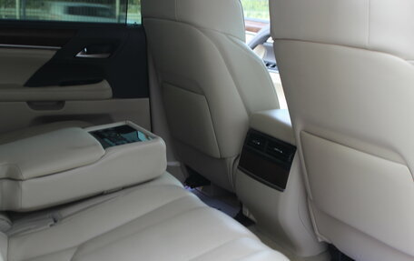 Lexus LX III, 2016 год, 5 875 000 рублей, 29 фотография