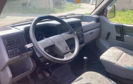 Volkswagen Transporter T4, 1995 год, 665 000 рублей, 3 фотография