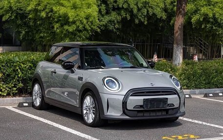 MINI Hatch, 2022 год, 1 800 000 рублей, 3 фотография