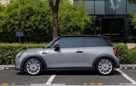 MINI Hatch, 2022 год, 1 800 000 рублей, 4 фотография