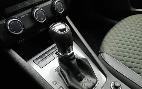Skoda Octavia, 2018 год, 1 350 000 рублей, 6 фотография