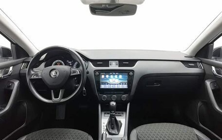 Skoda Octavia, 2018 год, 1 350 000 рублей, 4 фотография