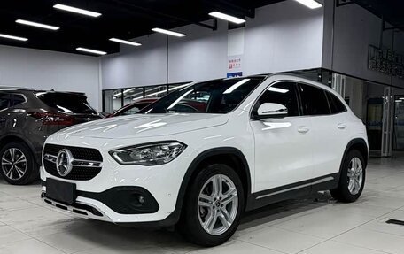Mercedes-Benz GLA, 2022 год, 2 430 000 рублей, 1 фотография