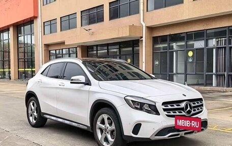 Mercedes-Benz GLA, 2018 год, 1 795 000 рублей, 3 фотография