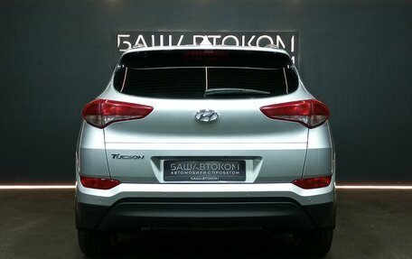 Hyundai Tucson III, 2018 год, 1 960 000 рублей, 6 фотография