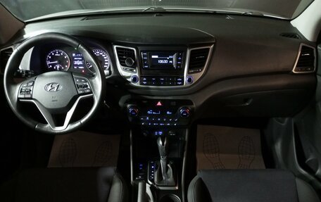 Hyundai Tucson III, 2018 год, 1 960 000 рублей, 10 фотография