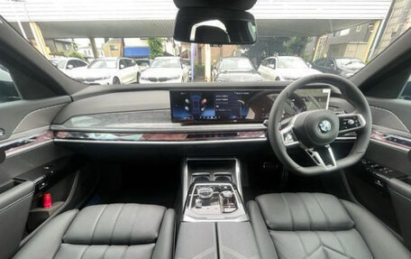 BMW 7 серия, 2026 год, 13 200 000 рублей, 2 фотография