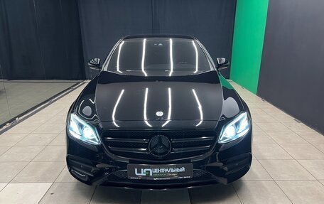 Mercedes-Benz E-Класс, 2016 год, 3 250 000 рублей, 2 фотография