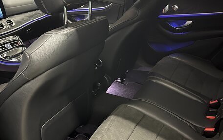 Mercedes-Benz E-Класс, 2016 год, 3 250 000 рублей, 13 фотография