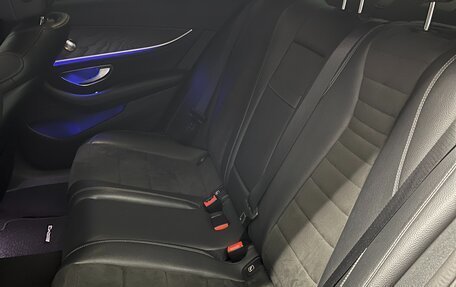Mercedes-Benz E-Класс, 2016 год, 3 250 000 рублей, 14 фотография