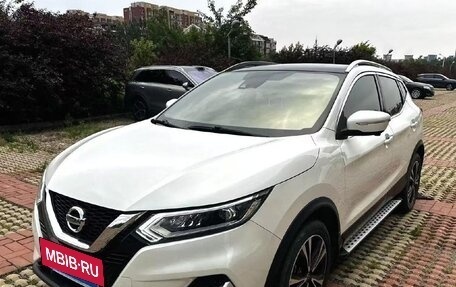 Nissan Qashqai, 2022 год, 1 950 000 рублей, 3 фотография