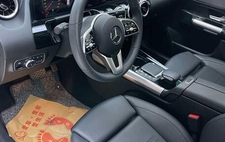 Mercedes-Benz GLA, 2022 год, 2 090 000 рублей, 15 фотография
