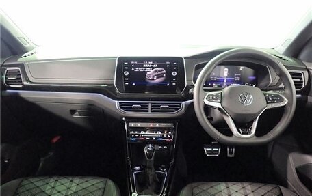 Volkswagen T-Cross I, 2023 год, 1 100 000 рублей, 11 фотография